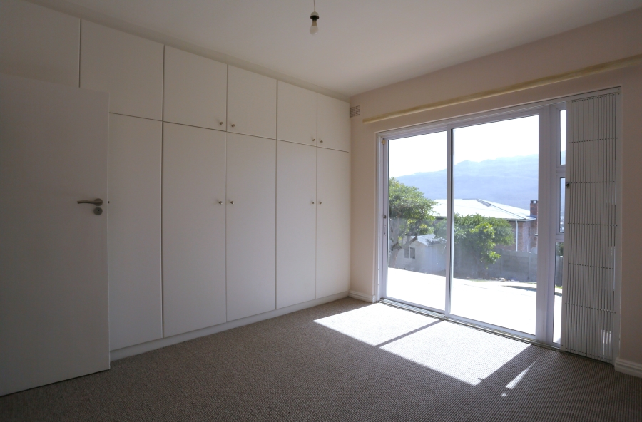 To Let 3 Bedroom Property for Rent in Fish Hoek Western Cape